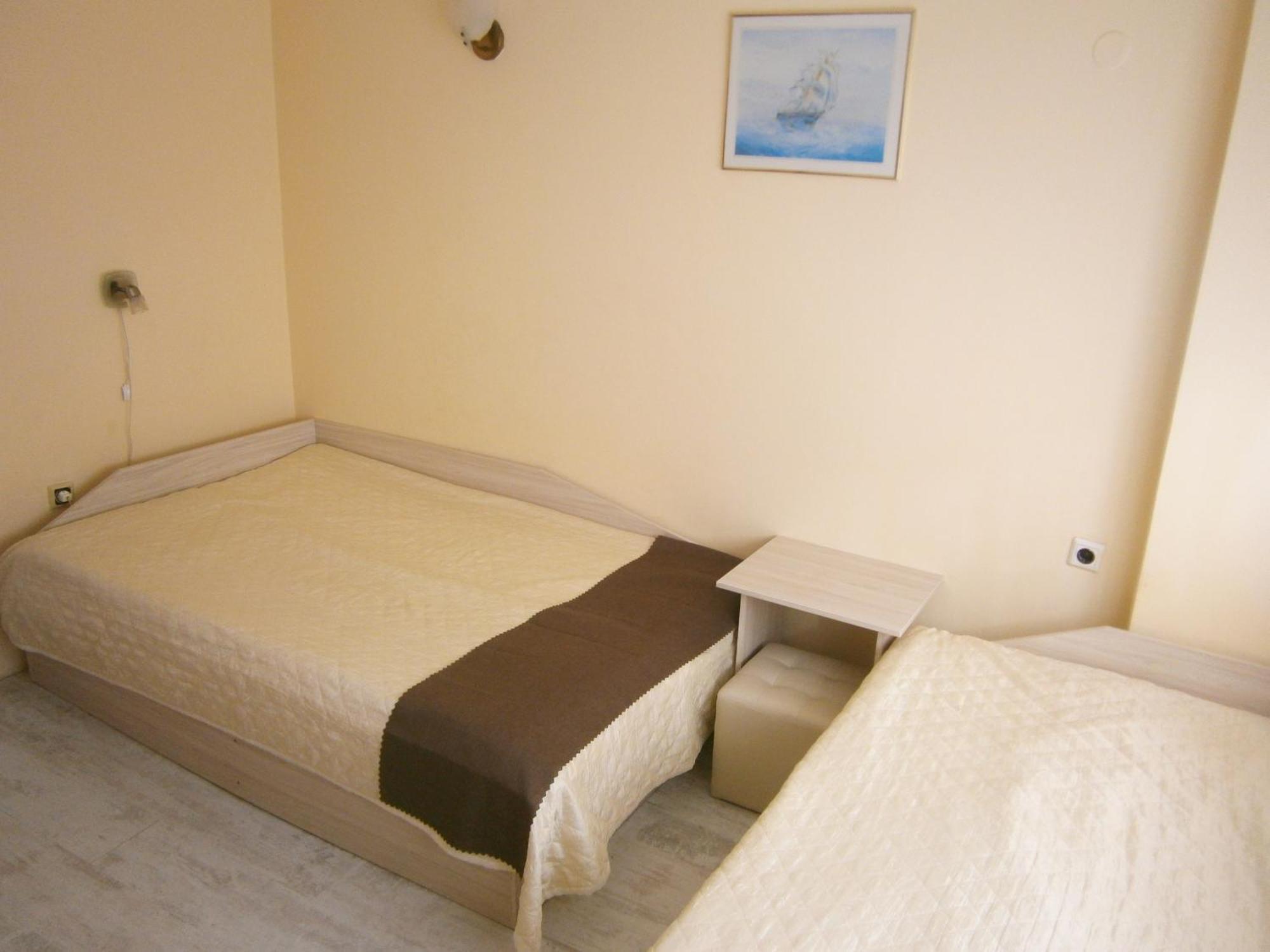 Family Hotel White House Pomorie Exterior foto